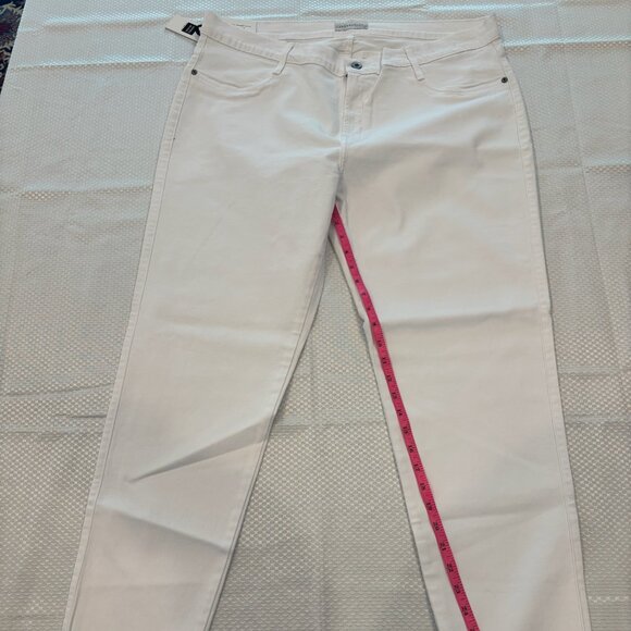 James Jeans - James Twiggy Curvy Cigarette Leg - 22W 30L - Frost White - (Inv 19 - Picture 1 of 6